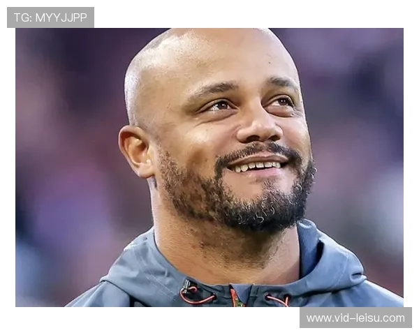 孔帕尼：没有人会在11月就自认最强，失败让球队进步